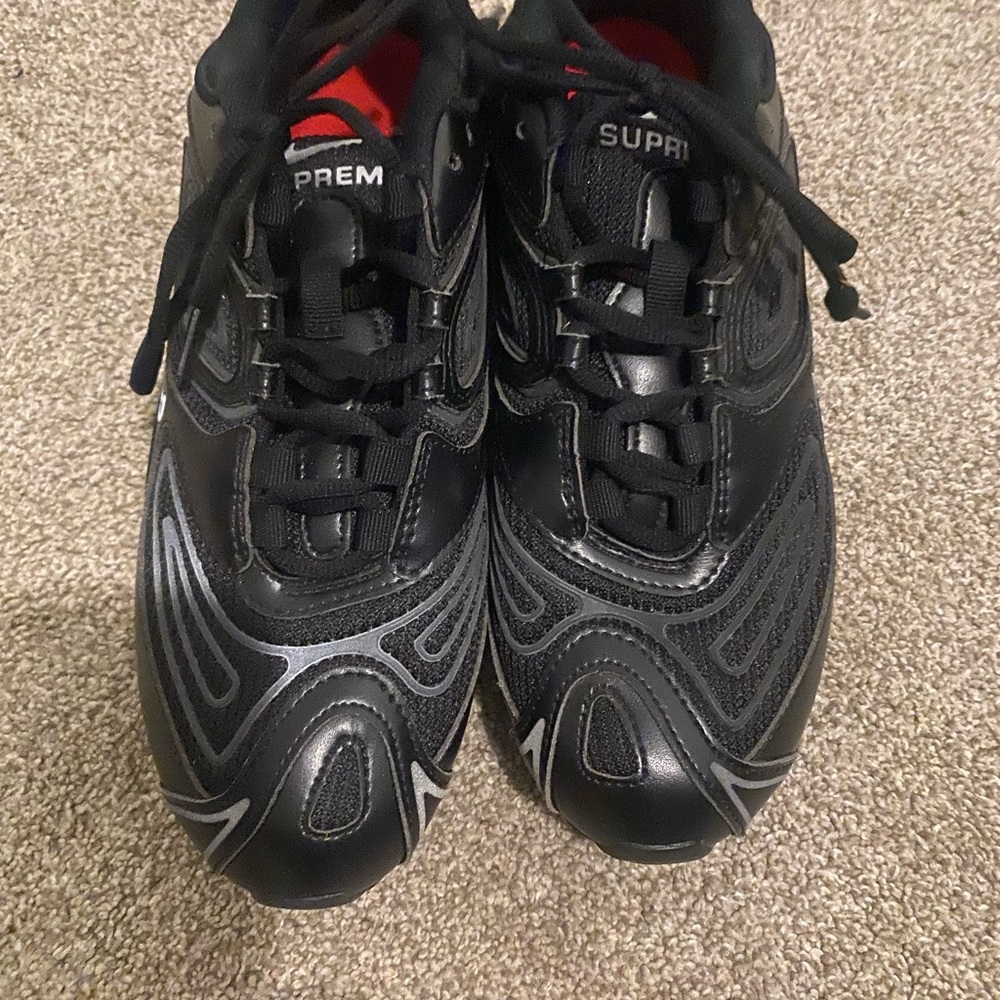 Supreme Men's Black Sneakers